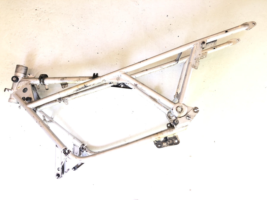 Moto Guzzi 850 Le Mans 3 VF [1986] - Frame med papirer