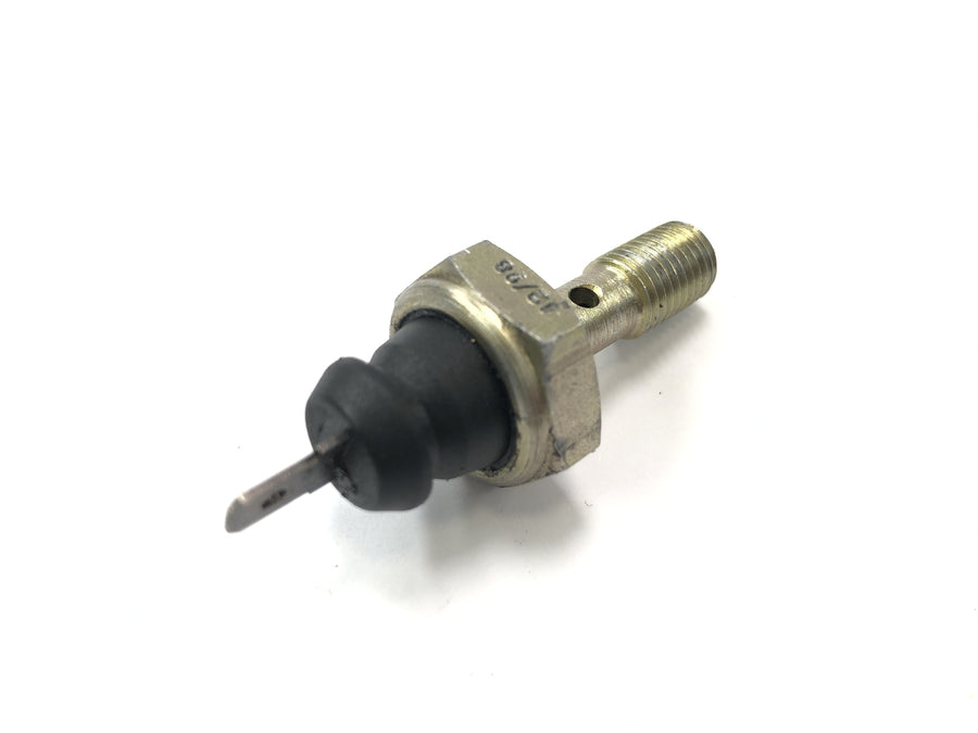 Triumph Speed ​​​​Triple T509 [1998] - Oliepressostat