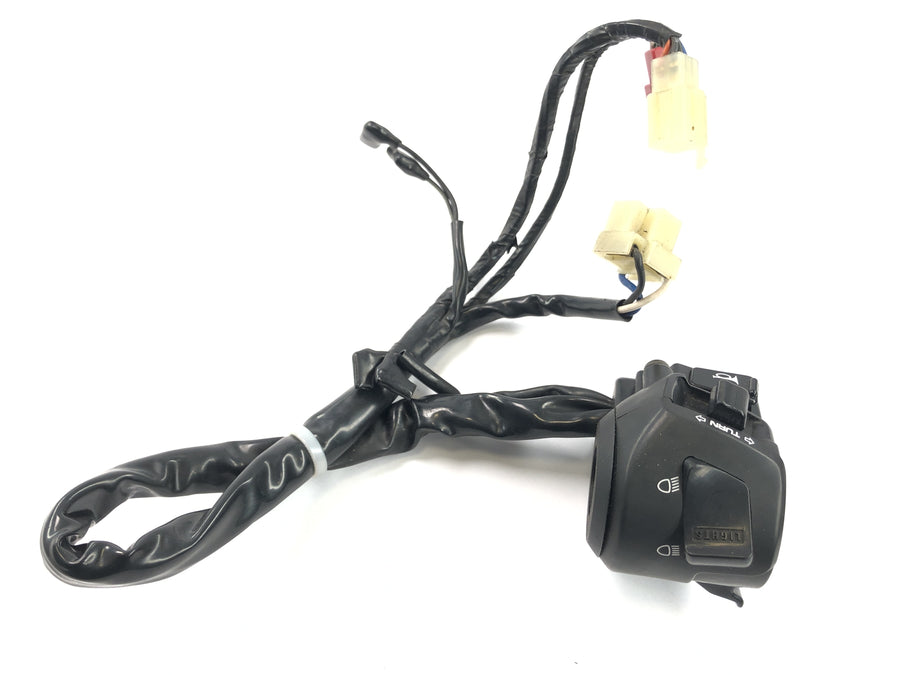 Honda SLR 650 RD09 [1997] - Styretilpasning af styrekontakt på venstre kontrol med kontrolboliger