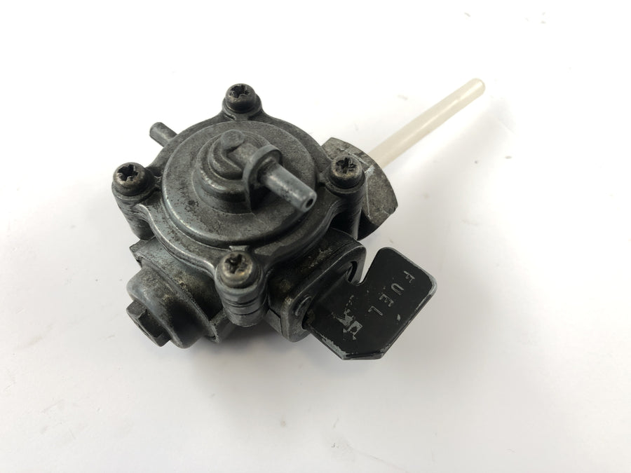 Honda CBX 650 E RC13 [1983] - Benzinhane Fuel Tap Benzin Ventil Tank Valve