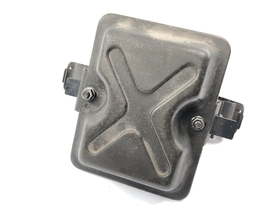 Honda GL 500 Silverwing PC02 [1982] - Batteriboks Batteri Rum Batteri Ejer