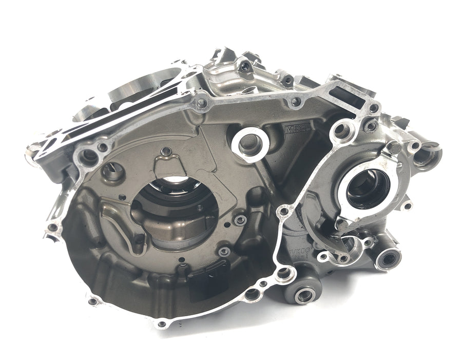 Yamaha MT 03 RM02 [2007] - motorhus krumtaphus motorblok tomt hus
