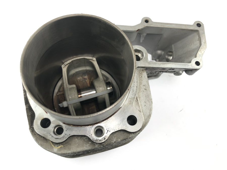 BMW R 1150 RS R22 [2003] - cylinder med stempel til højre
