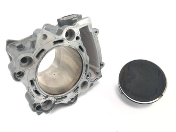 Yamaha MT 03 RM02 [2007] - Cylinder med stempelcylinder enhed cylinderforingsstempel