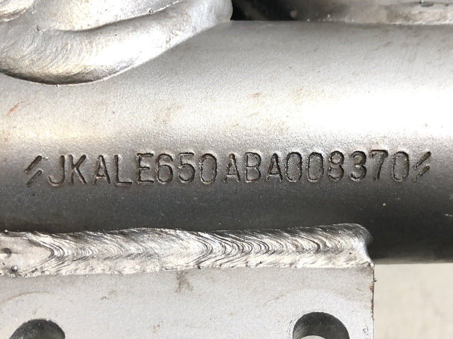Kawasaki Versys KLE 650 A [2006] - Ramme hovedramme med papirer