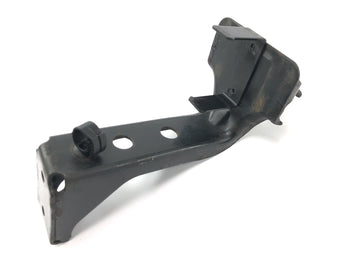 Yamaha XV 1600 Wild Star VP08 [2002] - Brændstofpumpebeslag brændstofpumpeholder - 0