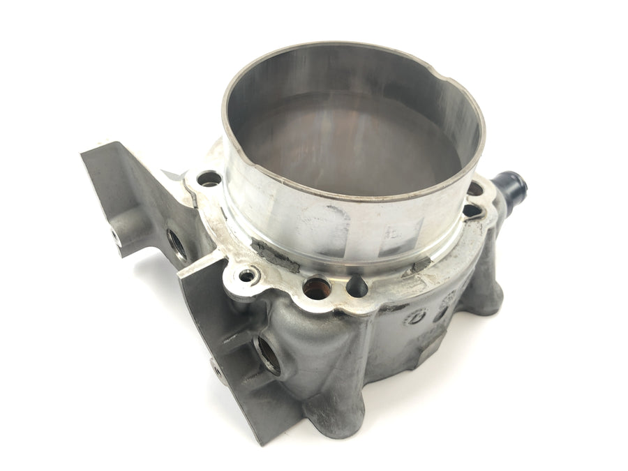 Ducati Multistrada 1200 S Touring [2009] - Cylinder med bageste stempel