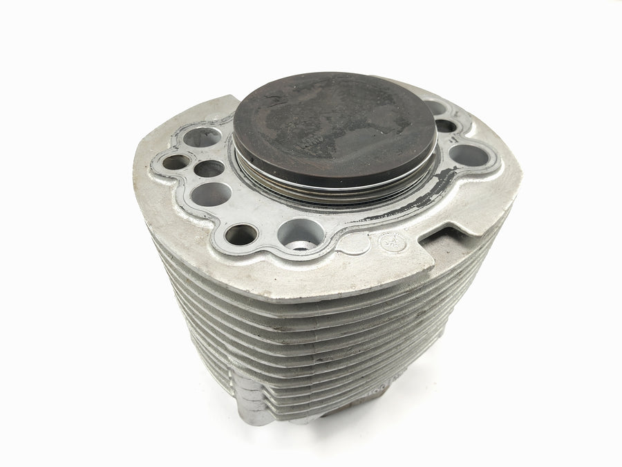 Yamaha XV 1600 Wild Star VP08 [2002] - Cylinder med bageste stempel