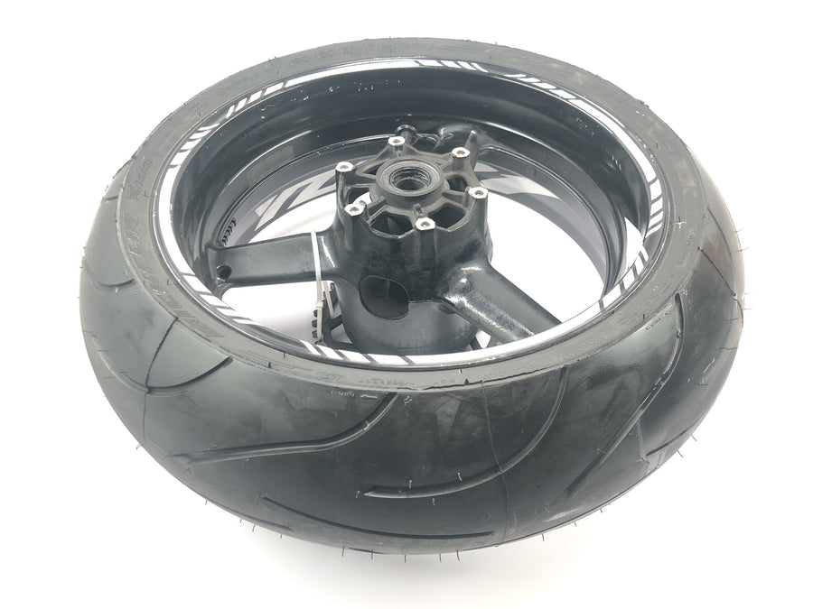 Yamaha YZF R1 RN04 [2001] - baghjulsfælg hjulfælg komplet med kædehjul 17 tommer 17x6.00"