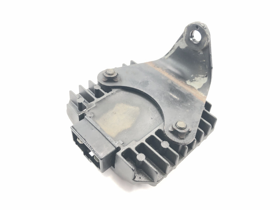 Yamaha XVS 650 4VR [1997] - Spændingsregulator regulator ensretter laderegulator