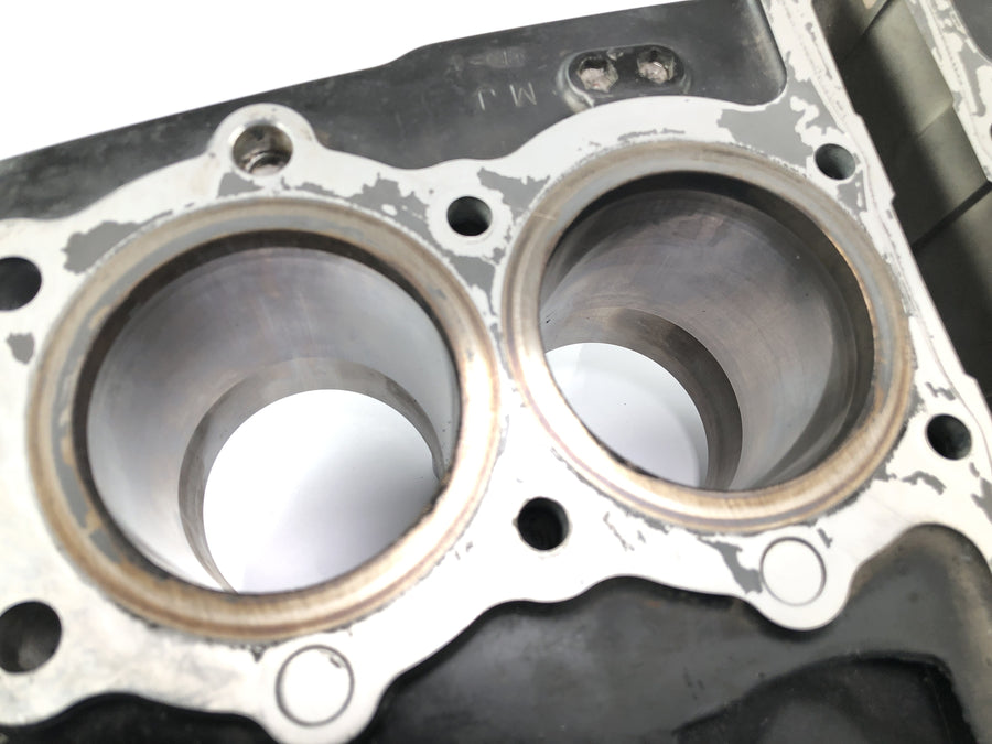 Honda CBX 750 RC17 [1984] - Cylinder med stempelcylinderblok 747ccm
