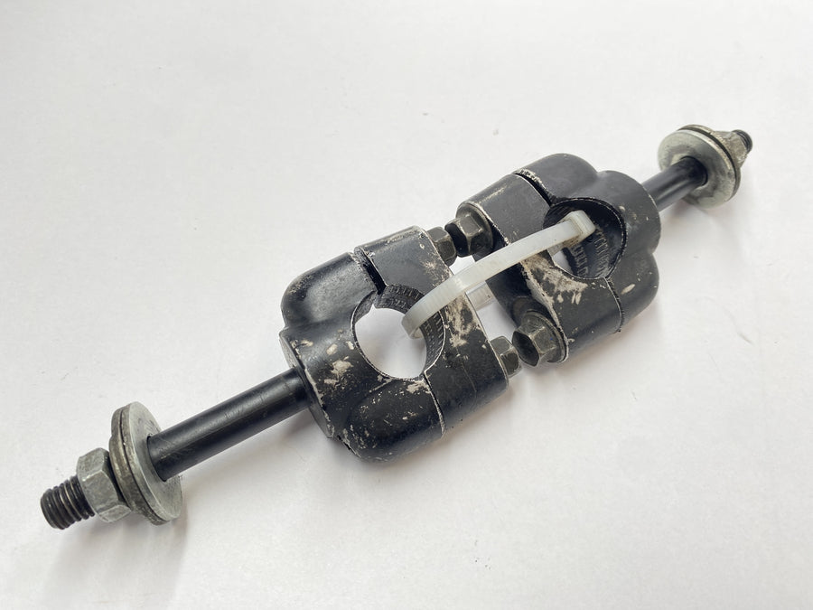 Yamaha XT 600 Z Ténéré 1VJ [1986] - Styret Holder Riser Grip Bracket Clamping Holder Set -par