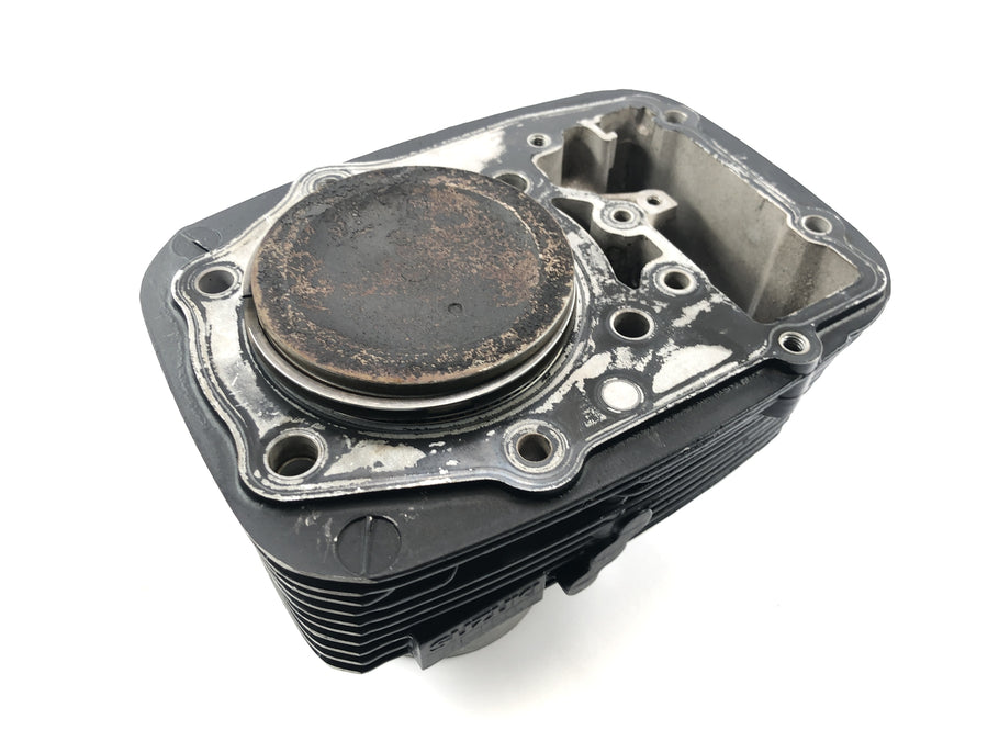 Suzuki Intruder VL 1500 AL [2000] - Cylinder med bageste stempel