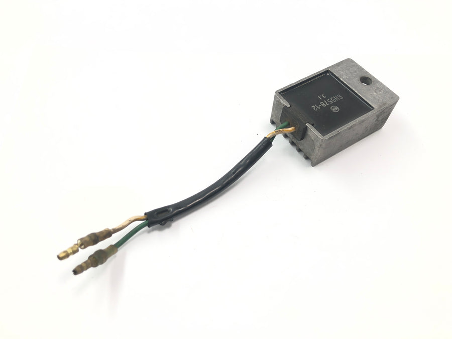 Honda XL 600 R PD03 [1986] - Spændingsregulator regulator ensretter