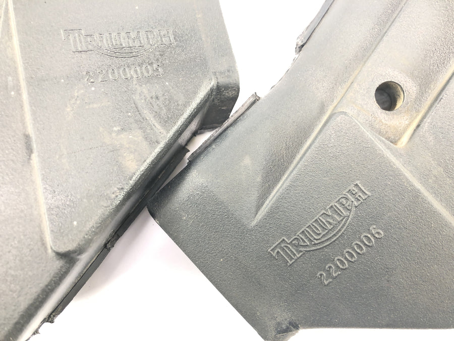 Triumph Daytona 900 T300D [1996] - Luftfilterboks airbox indsugningstragt luftguide