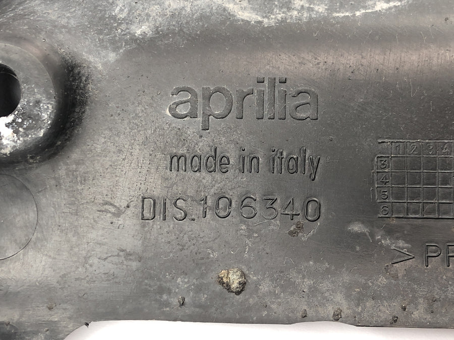 Aprilia RSV 1000 R [2004] - Baghjulsskærm, hjulkapsel, stænkskærm bagtil