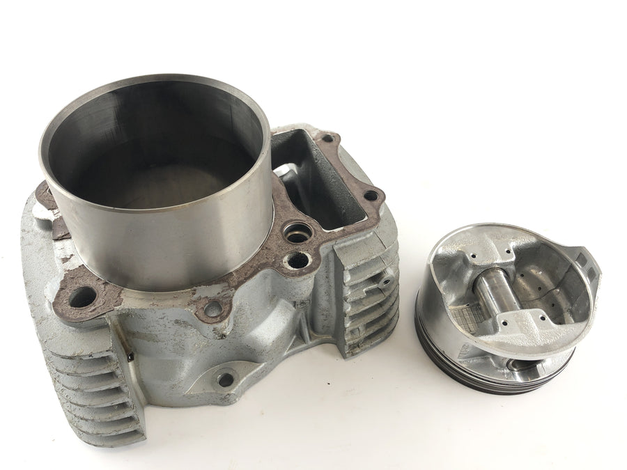 Kawasaki VN 1500 A [1995] - Cylinder med stempler bagpå