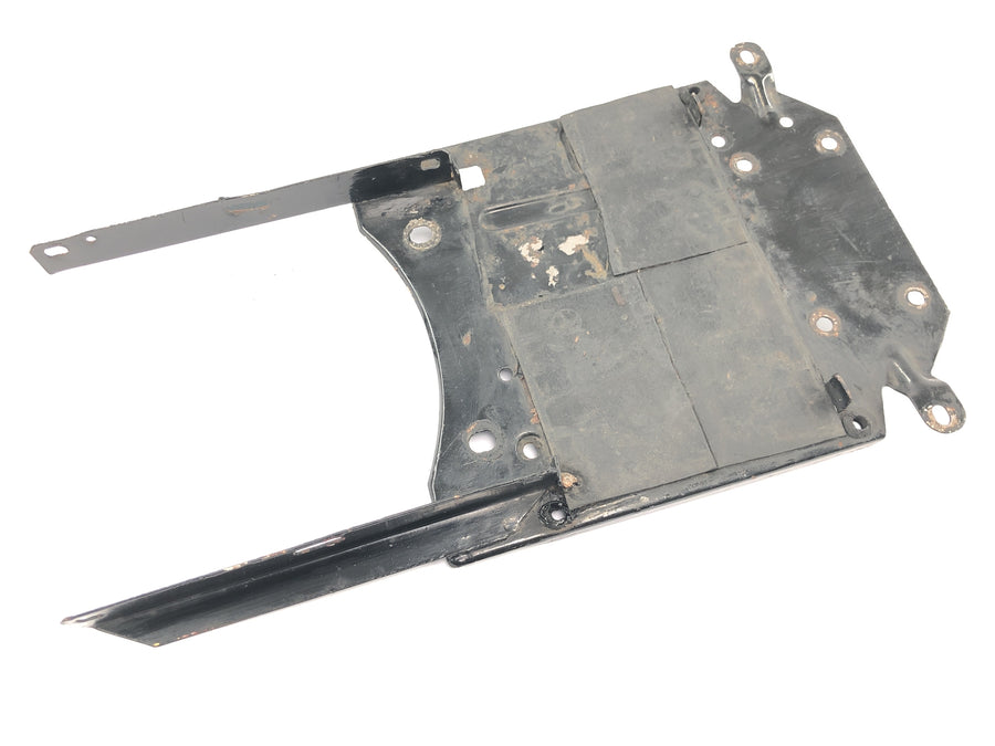 Moto Guzzi V7 Special [1971] - Batteriholder, batteriholder, bagmonteringsplade