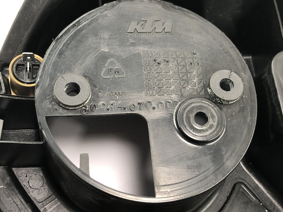 KTM 950 Adventure LC8 [2004] - Speedometerhus, cockpitbeklædning, instrumentholder