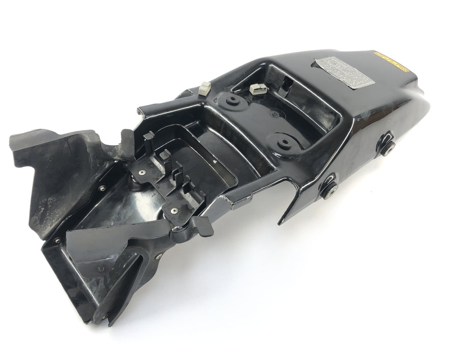 Honda NX 650 RD02 [1989] - Bageste under beklædning tilbage i midten