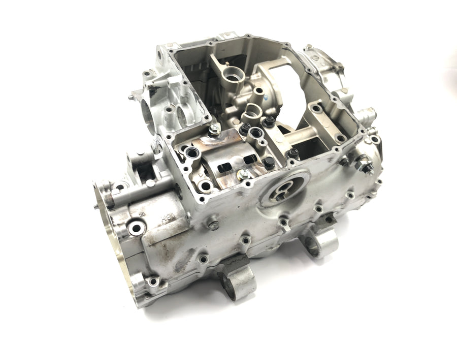 Suzuki GSF 1250 SA Bandit WVCH [2007] - Motorhus krumtaphus motorblok