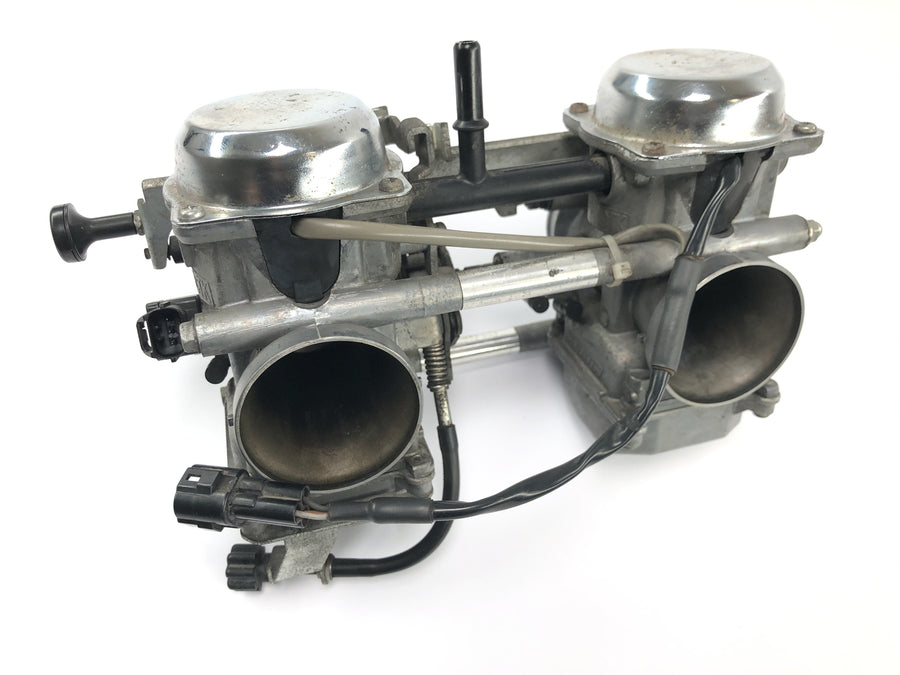 Triumph Bonneville T100 986MF [2012] - Karburator dobbelt downdraft karburator Keihin