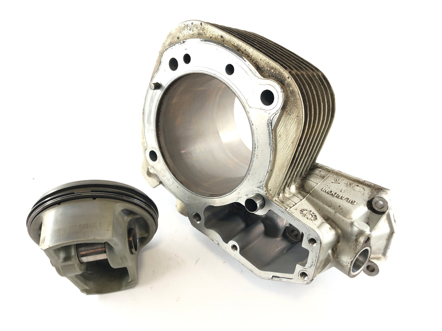 BMW R 1150 R R21 [2002] - Cylinder med stempler til højre