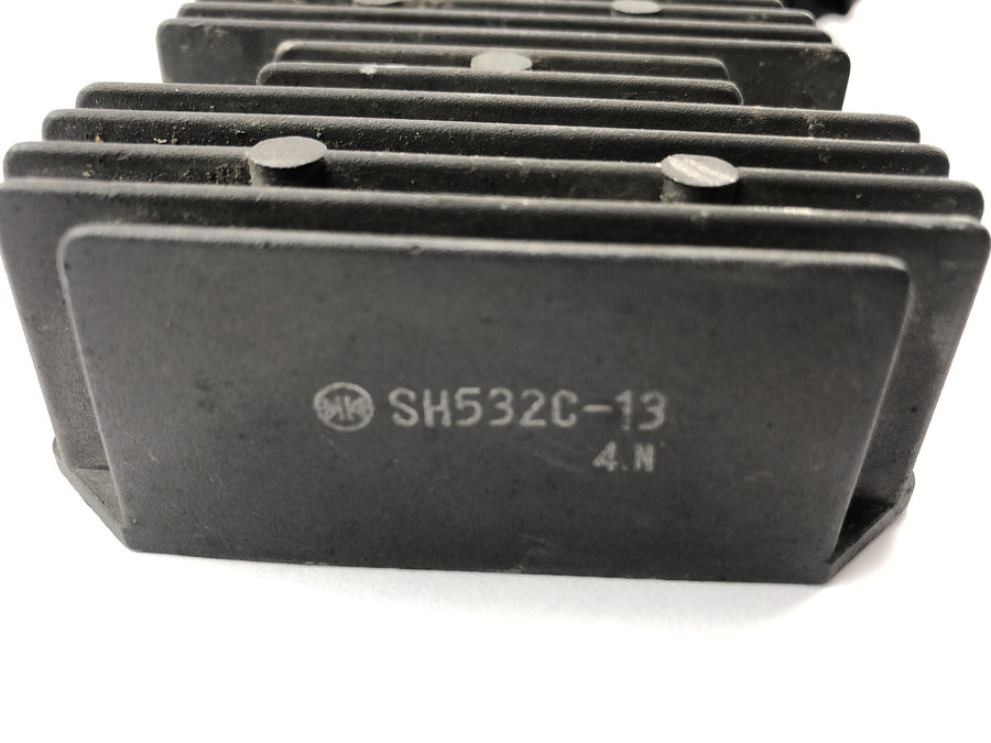 Honda NX 650 RD08 [1995] - Spændingsregulator ensretter regulatoroplader Honda