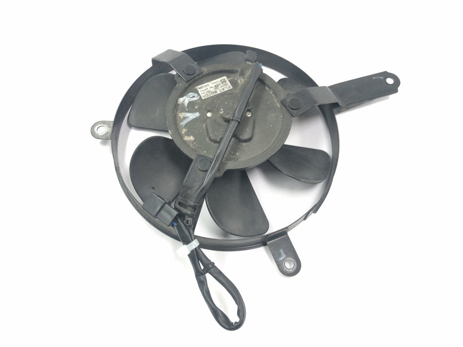Yamaha YZF R1 RN04 [2001] - Ventilator radiator ventilator ventilator radiator ventilator
