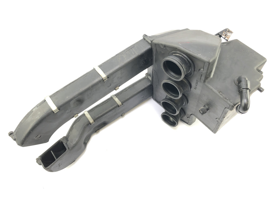 Kawasaki GPZ 1000 RX [1987] - Airbox Air Filter Box