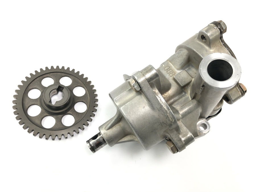 Suzuki GSX R 1100 GU74C [1987] - Oliepumpe gear gear