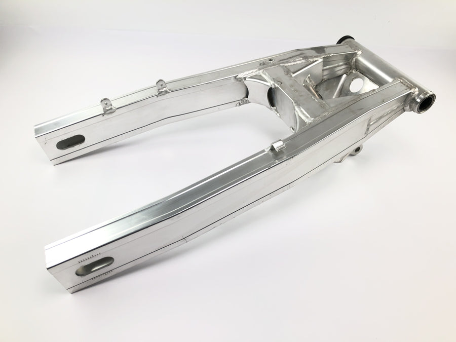 Suzuki GSX R 1100 GU74C [1987] - Svingarm baghjul svingarm aluminium svingarm