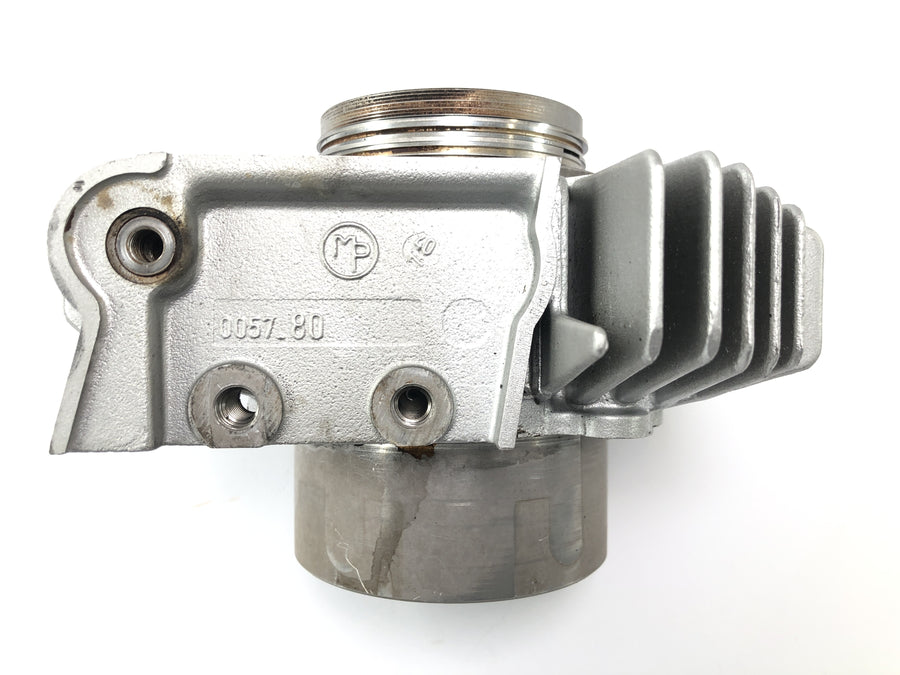 Ducati Monster M600 [1995] - Cylinder Kit Cylinder med stempler, der ligger foran