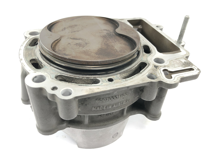 KTM 950 Adventure LC8 [2004] - cylinder med stempel foran