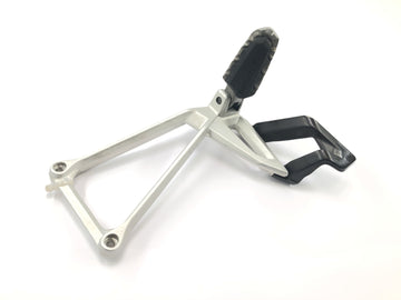 Ducati Multistrada 1200 S Touring [2009] - Pillion fodstøtte fodstøtte holder beslag højre - 0