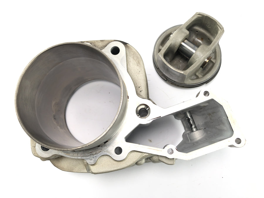 BMW R 1150 R R21 [2003] - Cylinder med stempler til venstre