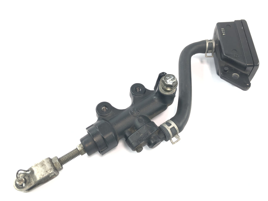 Suzuki Intruder VL 1500 AL [2000] - Hovedcylinder til bagbremsepumpe