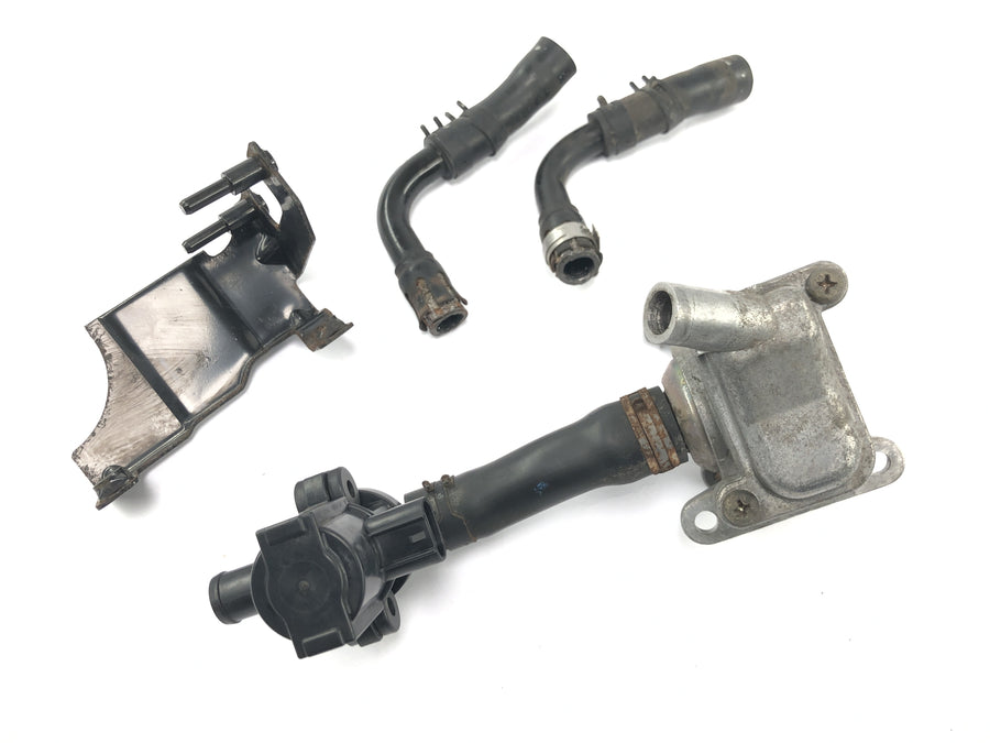 Triumph Bonneville T100 986MF [2012] - Sekundær luftventil sekundærluftsystem