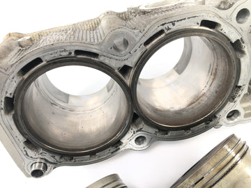 Yamaha TRX 850 4UN [1996] - cylinder med stempel 849ccm med tegn på slid - 0
