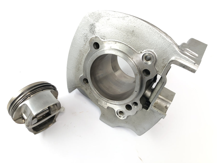 Ducati Monster M600 [1995] - Cylinder Kit Cylinder med stempler på den bageste cylinder