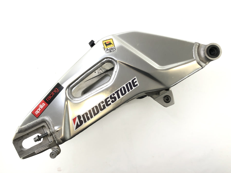 Aprilia RSV4 1000 [2010] - Swing baghjul svingmarked forbrug