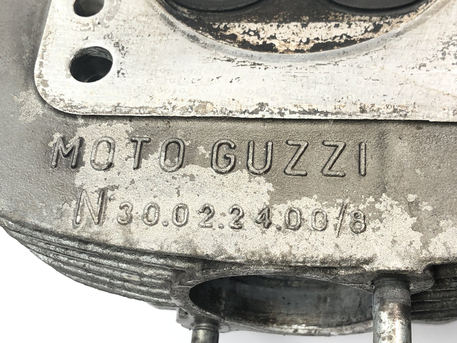 Moto Guzzi V10 Centauro [1998] - cylinderhoved venstre ventilhoved