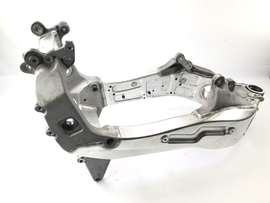 Aprilia første 1000 Futura [2002] - Frame med papirer