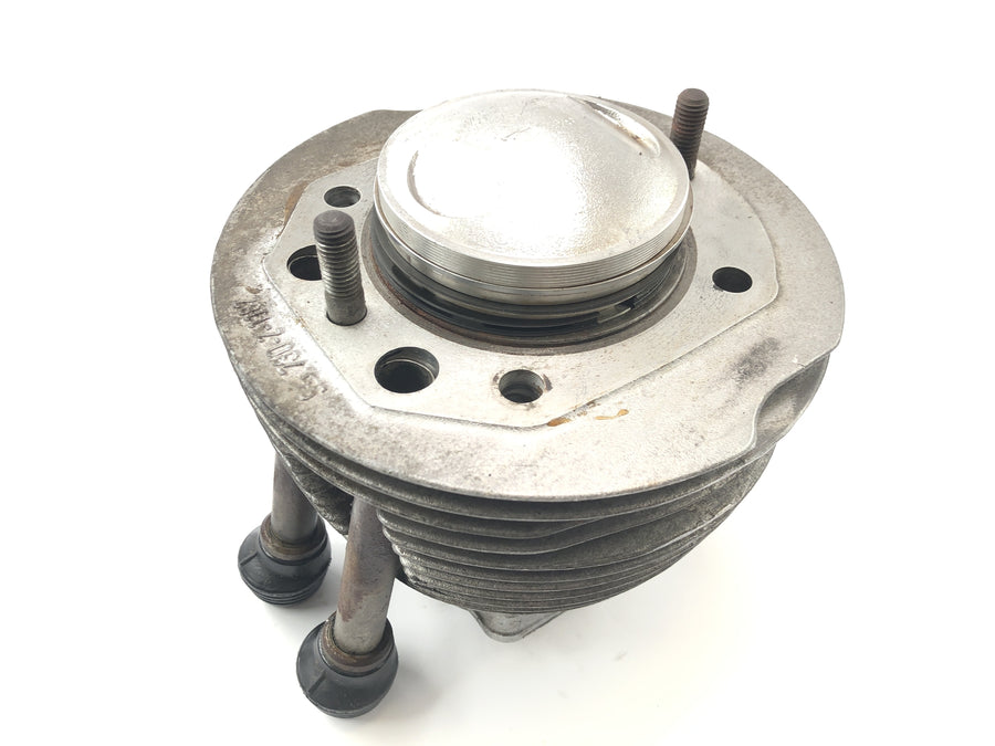BMW R 75/5 [1973] - cylinder med stempel til venstre