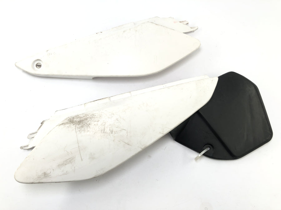 Yamaha DT 125 DE06 [2005] - Side beklædning til højre og venstre