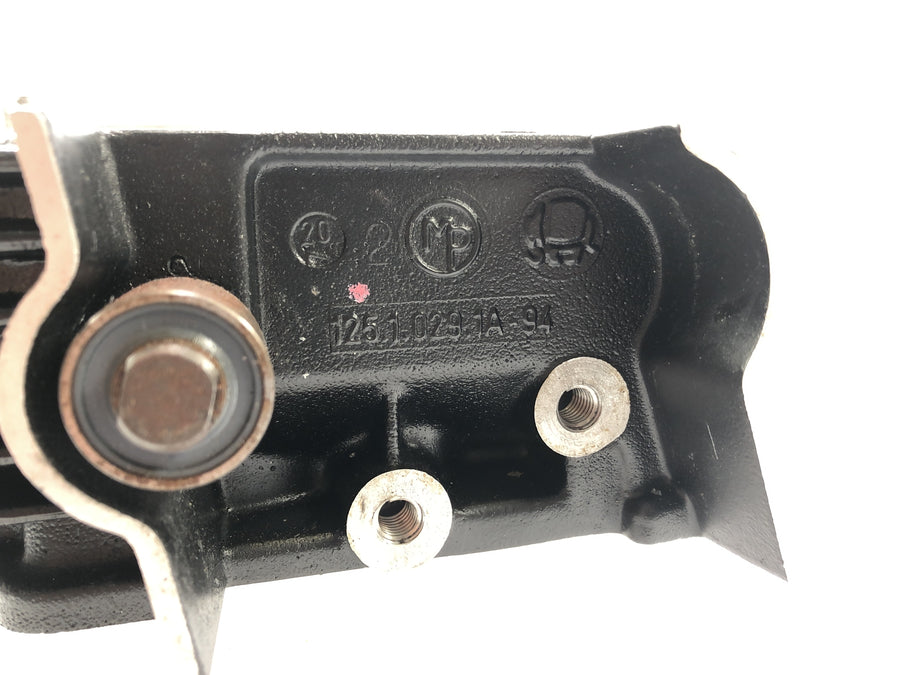 Ducati ST2 944 [1999] - Cylinder med stempler stående