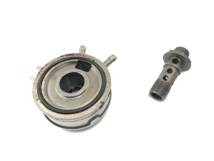Honda ST 1100 SC26 Pan European [1990] - Oliekøler oliefilterhus oliefilteradapter
