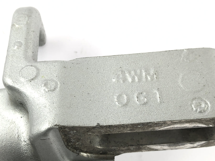 Yamaha XV 1600 Wild Star VP08 [2002] - Bagbremsecaliper montering bremsecaliper beslag