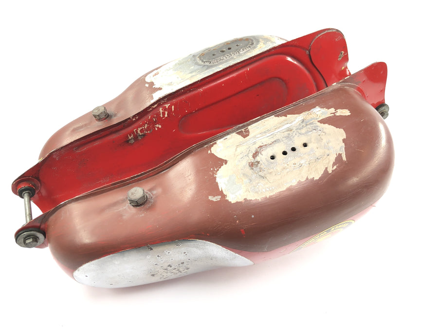 Moto Guzzi V7 Special [1971] - Tank Benzintank Brændstoftank Benzinhaneforbindelser ændret