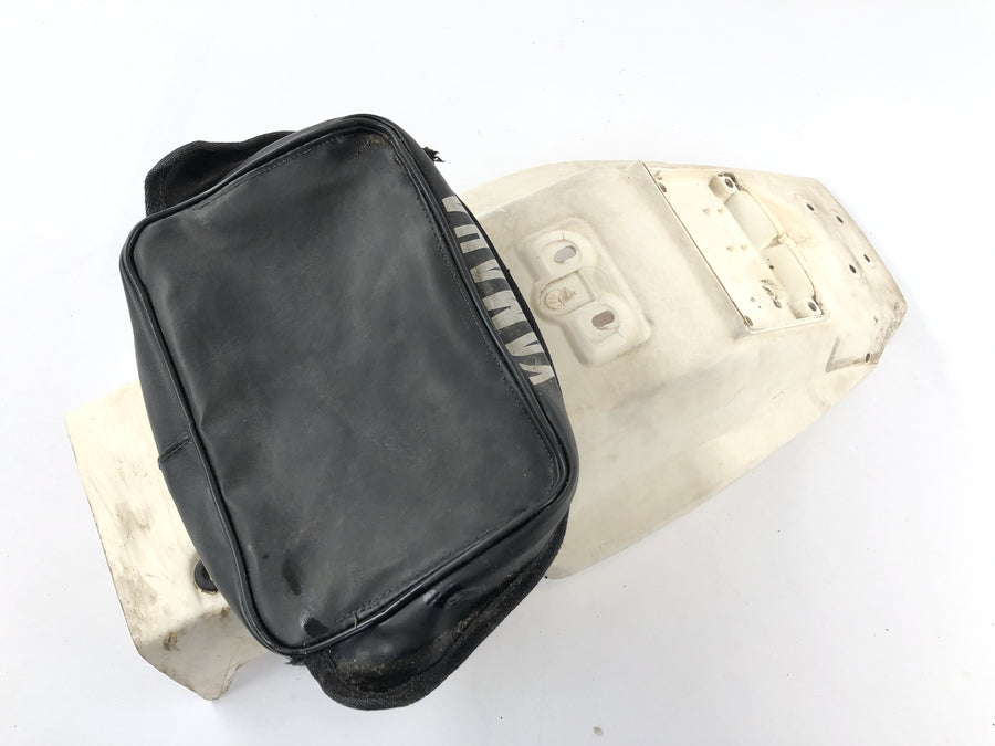 Yamaha TT 600 59X [1986] - Fagle Wing bag med en værktøjslomme